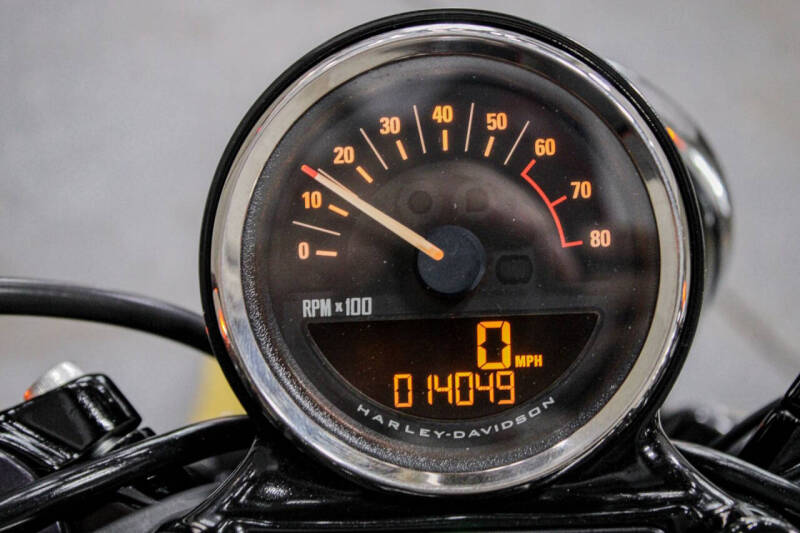 2016 Harley-Davidson Roadster