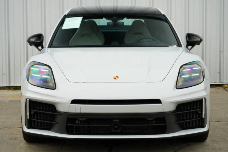 2024 Porsche Panamera 4