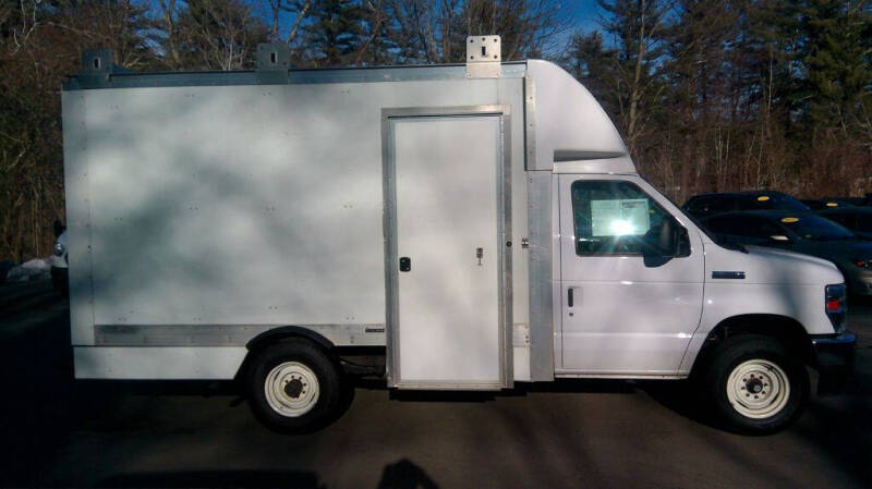 2021 Ford E-Series for sale at Mark's Discount Truck & Auto in Londonderry NH