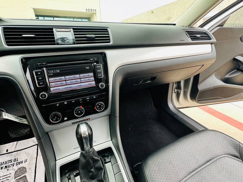 2013 Volkswagen Passat