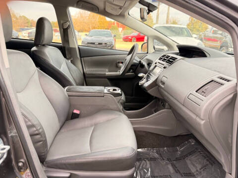 2012 Toyota Prius v Five