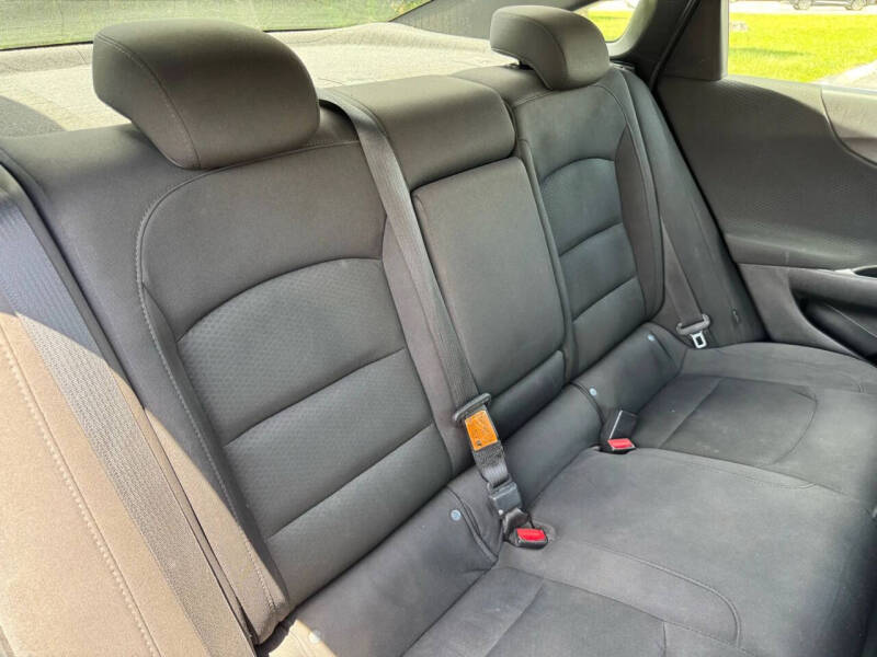 2017 Chevrolet Malibu LS