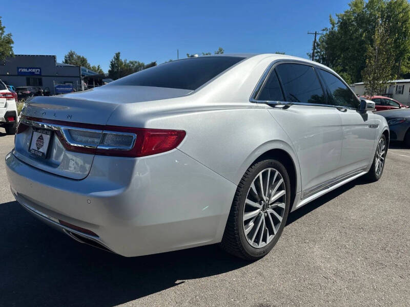 2017 Lincoln Continental Select