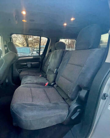 2013 Nissan Armada SV