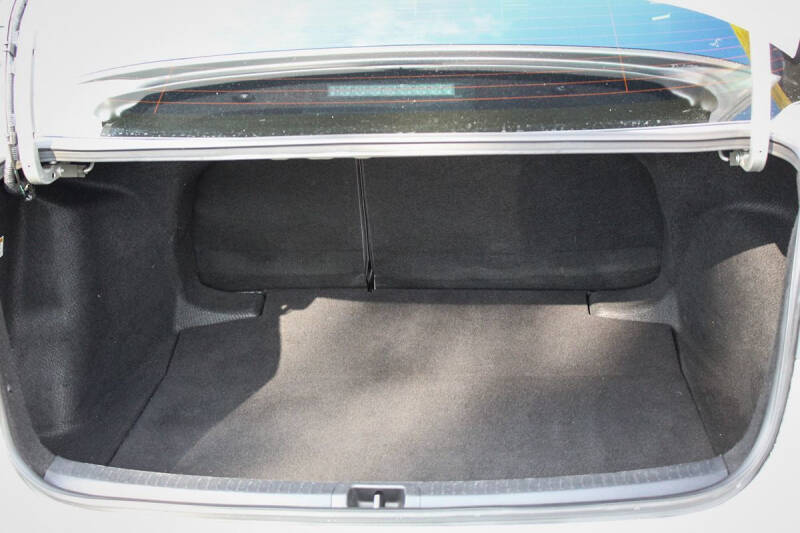 2020 Toyota Corolla Hybrid LE