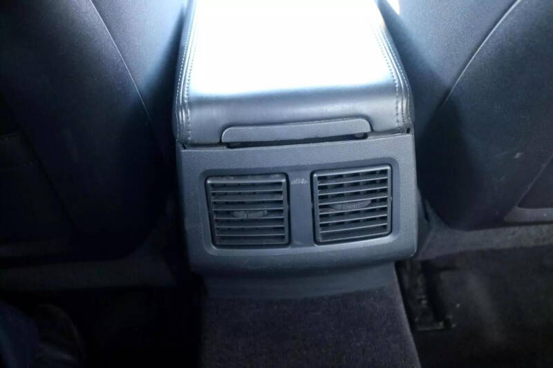 2014 Dodge Challenger SRT8 Core