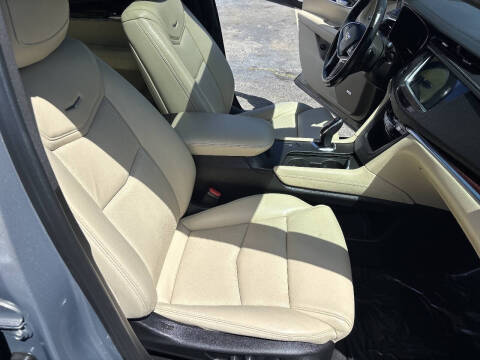 2018 Cadillac XT5 Luxury