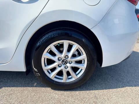 2015 Mazda MAZDA3 i Touring