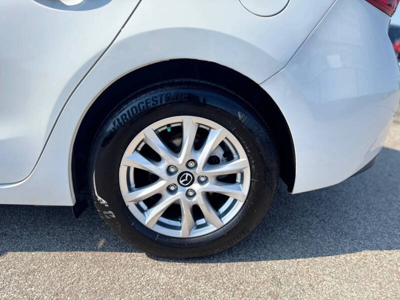 2015 Mazda MAZDA3 i Touring