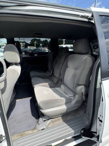 2007 Toyota Sienna CE 7-Passenger