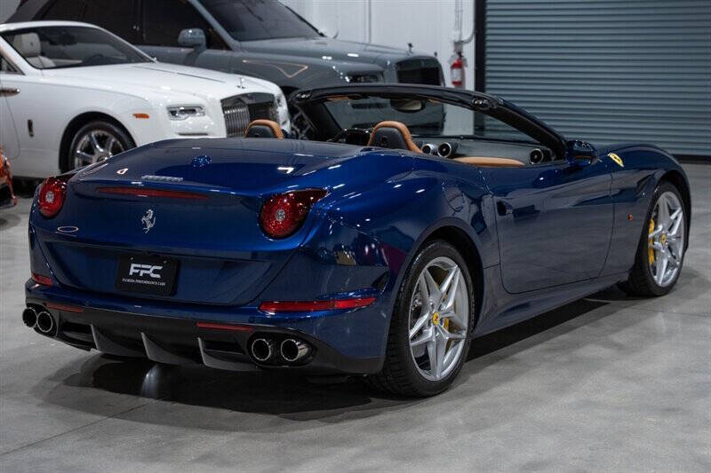 2016 Ferrari California T