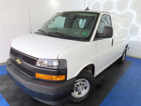 2022 Chevrolet Express 2500