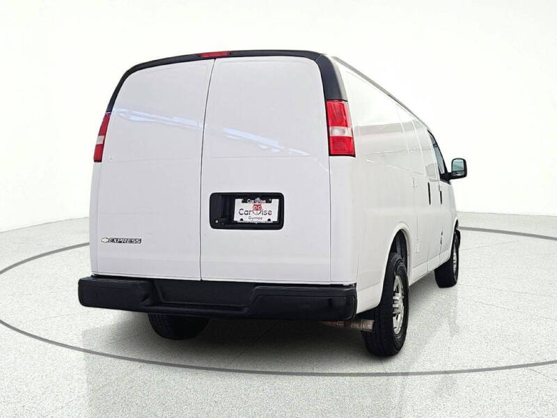 2021 Chevrolet Express 2500