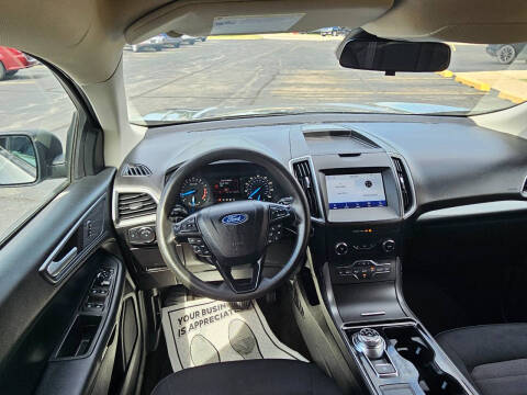 2020 Ford Edge SE
