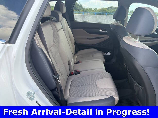 2023 Hyundai Santa Fe SE