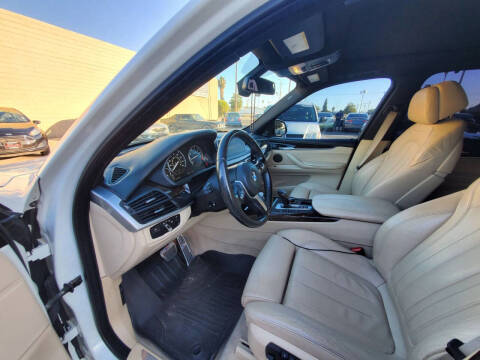 2015 BMW X5 xDrive50i