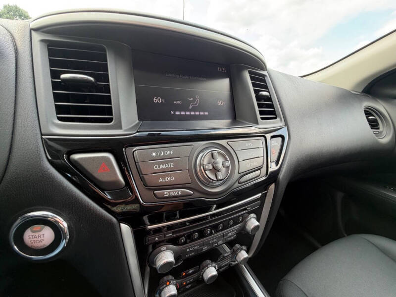 2017 Nissan Pathfinder S