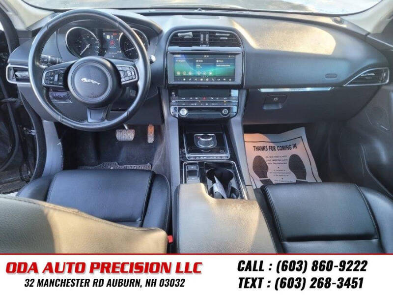 2020 Jaguar F-PACE 25t Premium