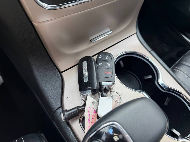 2014 Jeep Grand Cherokee Overland