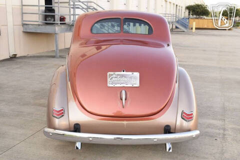 1940 Ford Deluxe