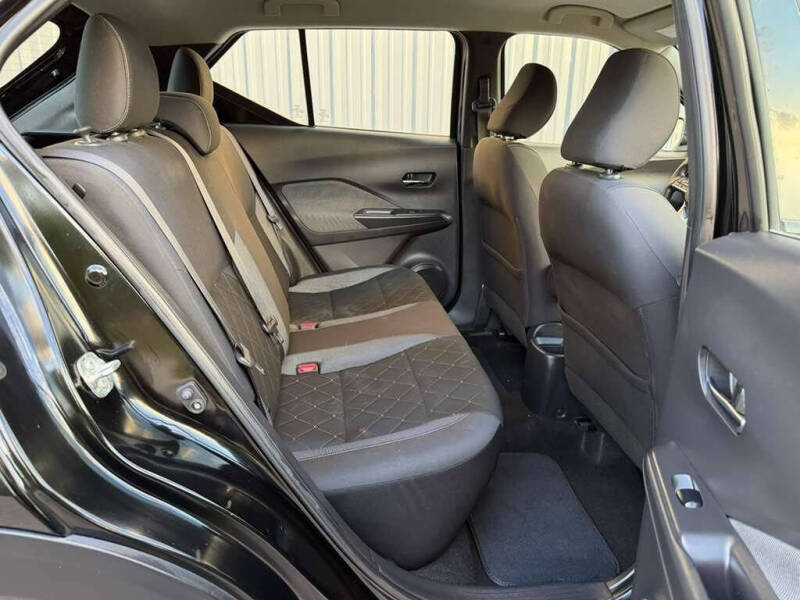 2019 Nissan Kicks SV