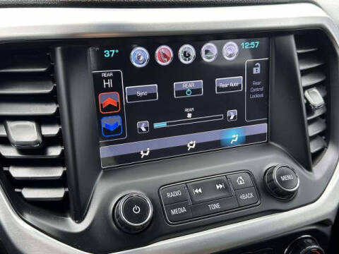 2017 GMC Acadia SLE-2