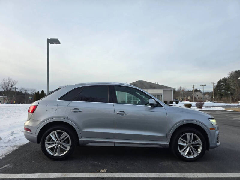 2017 Audi Q3 2.0T quattro Premium Plus