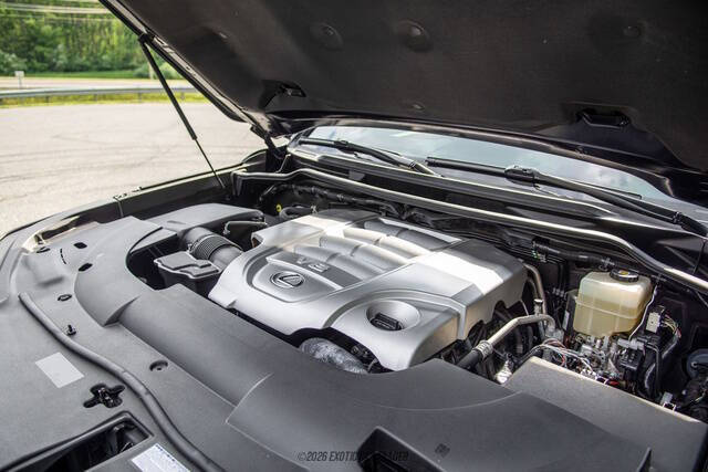 2021 Lexus LX 570 Three-Row