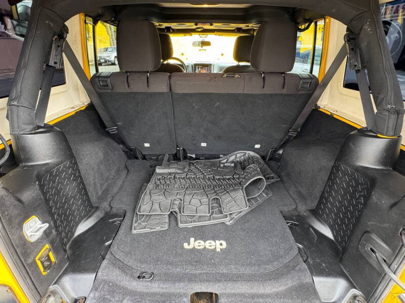 2015 Jeep Wrangler Unlimited Willys Wheeler Edition