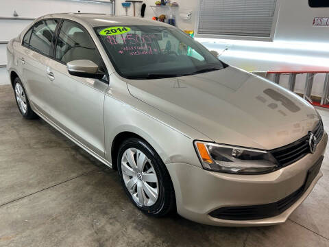 2014 Volkswagen Jetta for sale at G & G Auto Sales in Steubenville OH