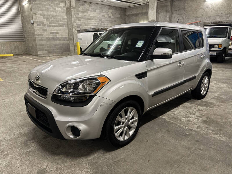 2012 Kia Soul +