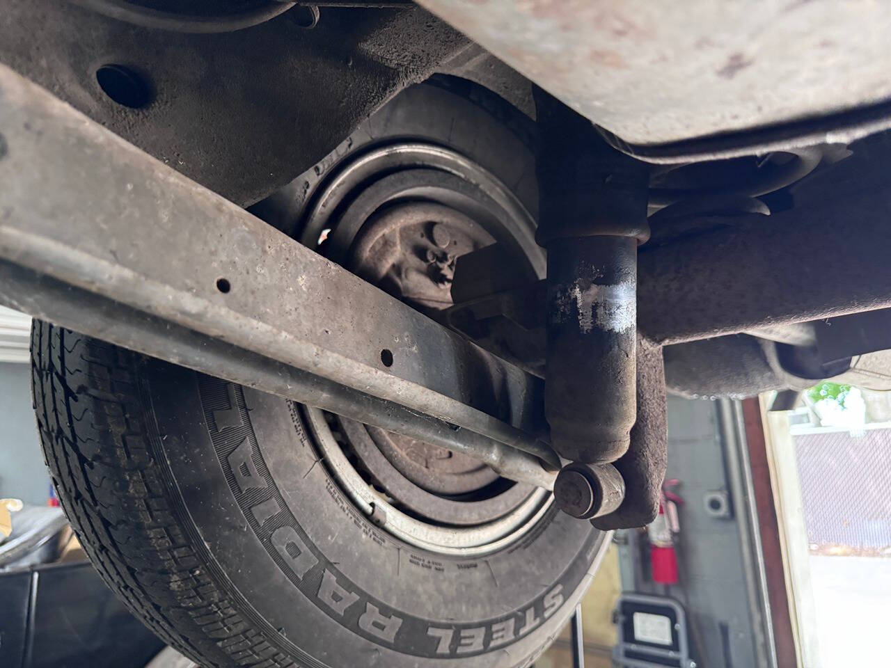 1996 Buick Roadmaster 38