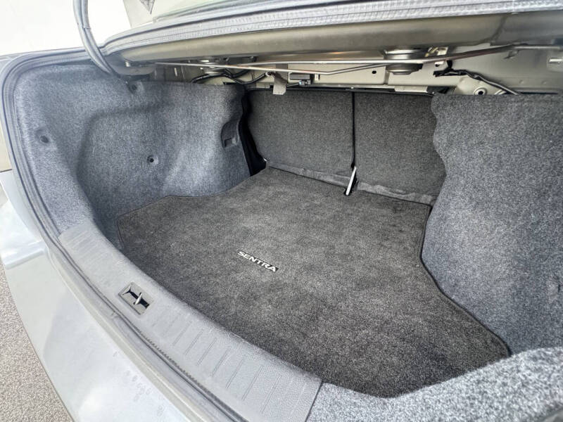 2019 Nissan Sentra SR