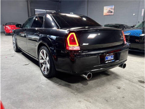 2007 Chrysler 300 SRT-8
