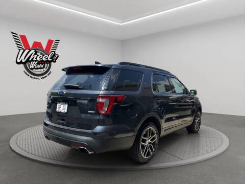 2017 Ford Explorer Sport