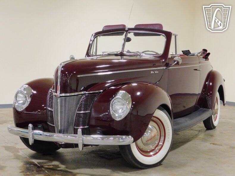 1940 Ford Deluxe