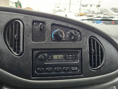 2003 Ford E-Series E-550 SD