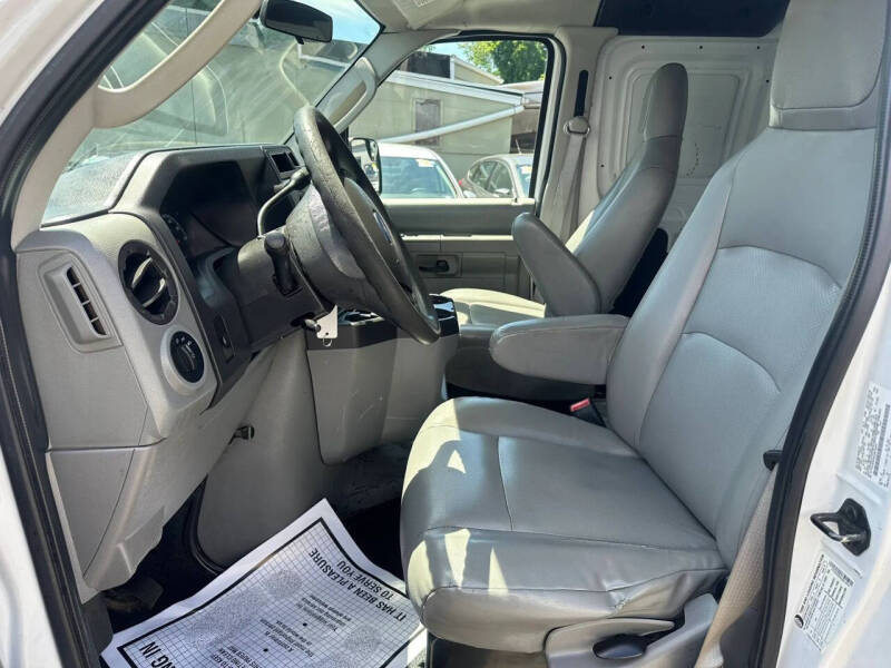 2012 Ford E-Series E-250