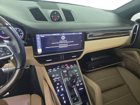 2019 Porsche Cayenne S