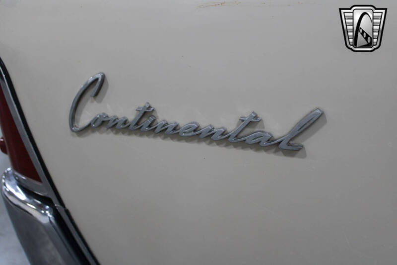 1963 Lincoln Continental