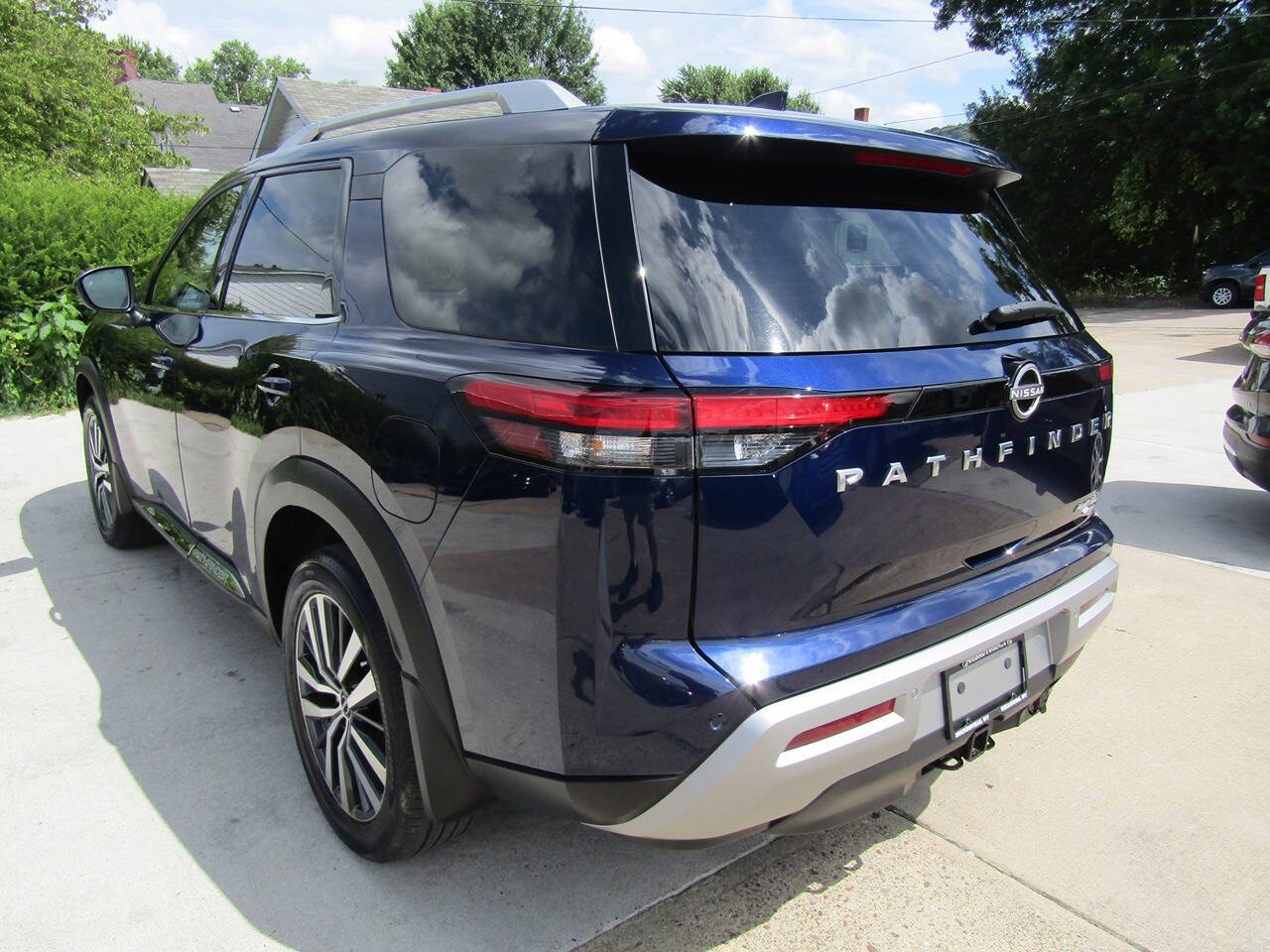 2022 Nissan Pathfinder for sale at Joe s Preowned Autos in Moundsville, WV