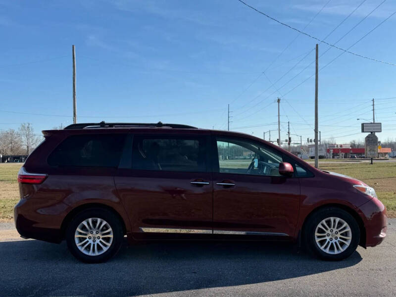 2016 Toyota Sienna