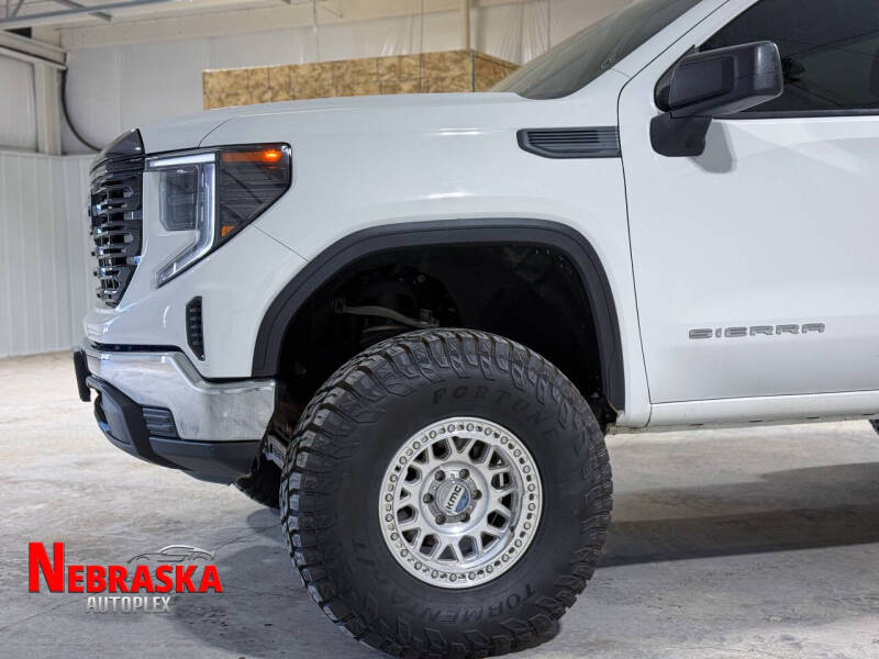 2023 GMC Sierra 1500 Pro