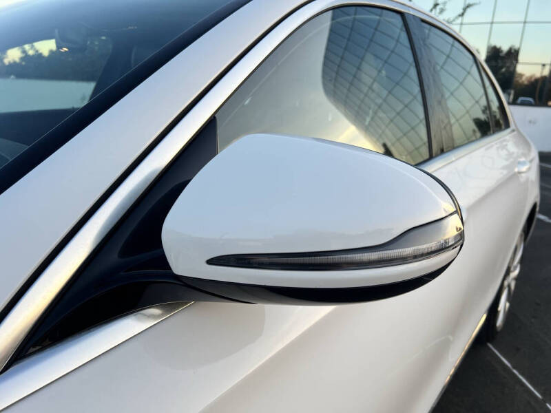 2017 Mercedes-Benz E-Class E 300