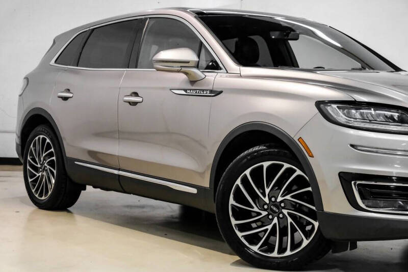2019 Lincoln Nautilus Reserve
