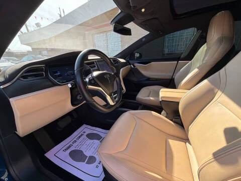 2016 Tesla Model S 75D