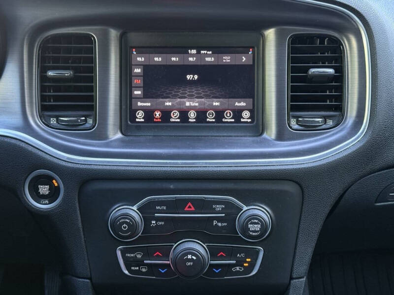 2018 Dodge Charger SXT