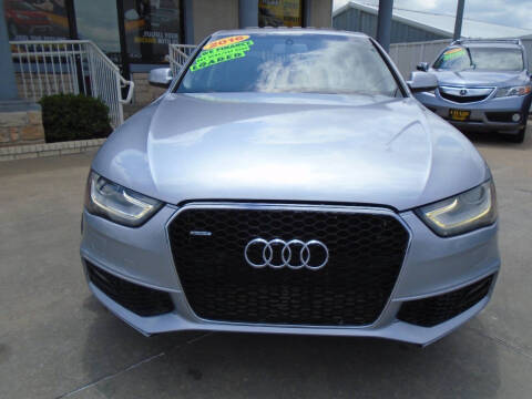 2016 Audi A4 2.0T quattro Premium