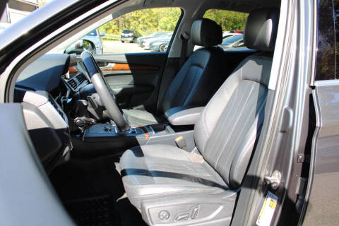 2018 Audi Q5 2.0T quattro Premium Plus