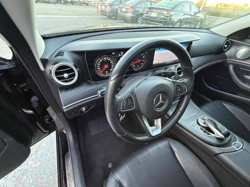 2018 Mercedes-Benz E-Class E 300